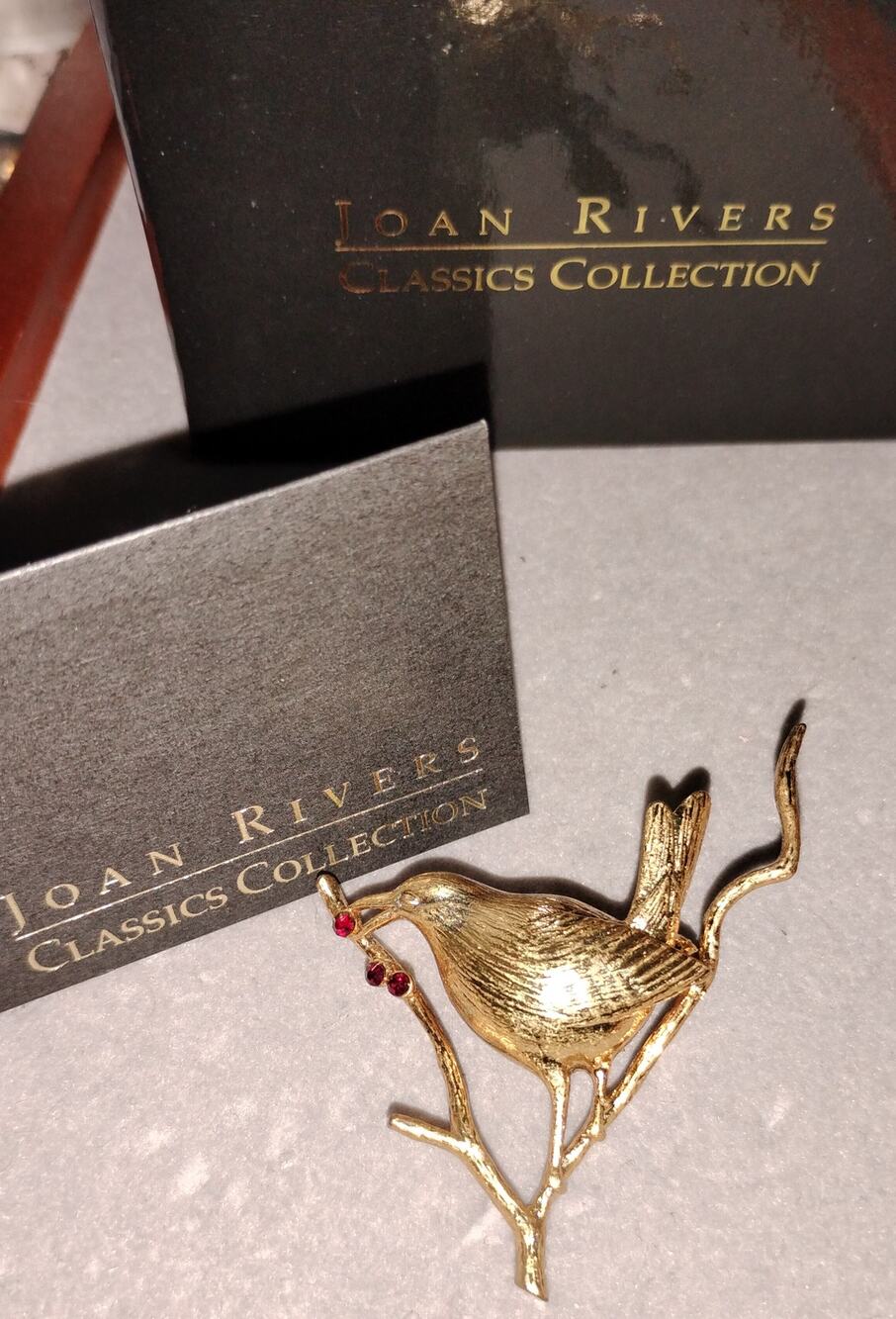 Joan Rivers Classics Collection Gold-Tone Bird Brooch w/ Box  1990s–Early 2000s